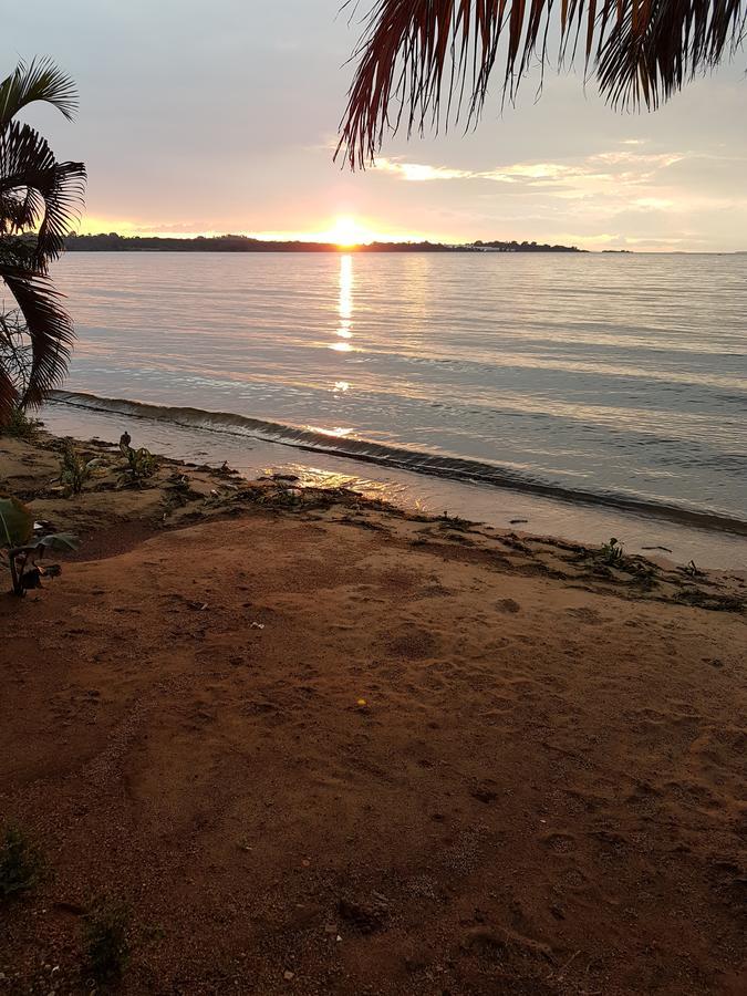 The Palms Beach Hotel And Restaurant Limited Entebbe Exterior foto